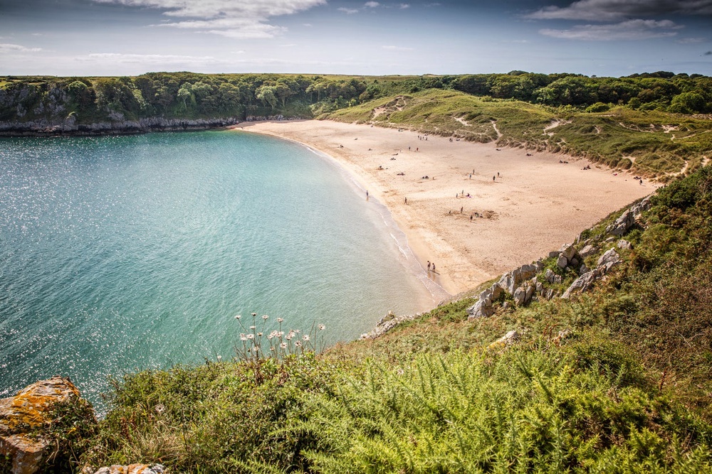 Barafundle Bay in Pembrokeshire (Getty/iStock)
