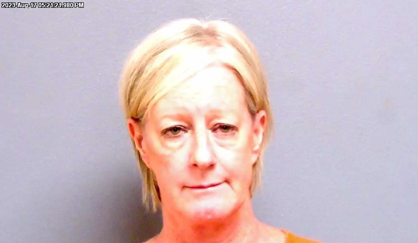 Teacher arrested for being drunk on first day of school and having wine