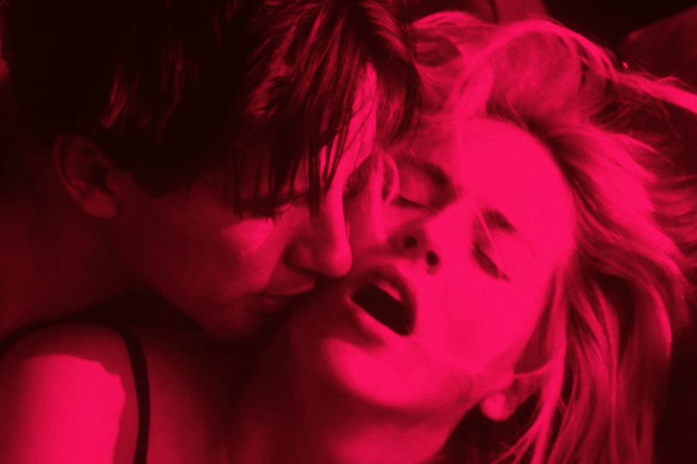 Billy Baldwin and Sharon Stone in ‘Sliver’ (Snap/Shutterstock)