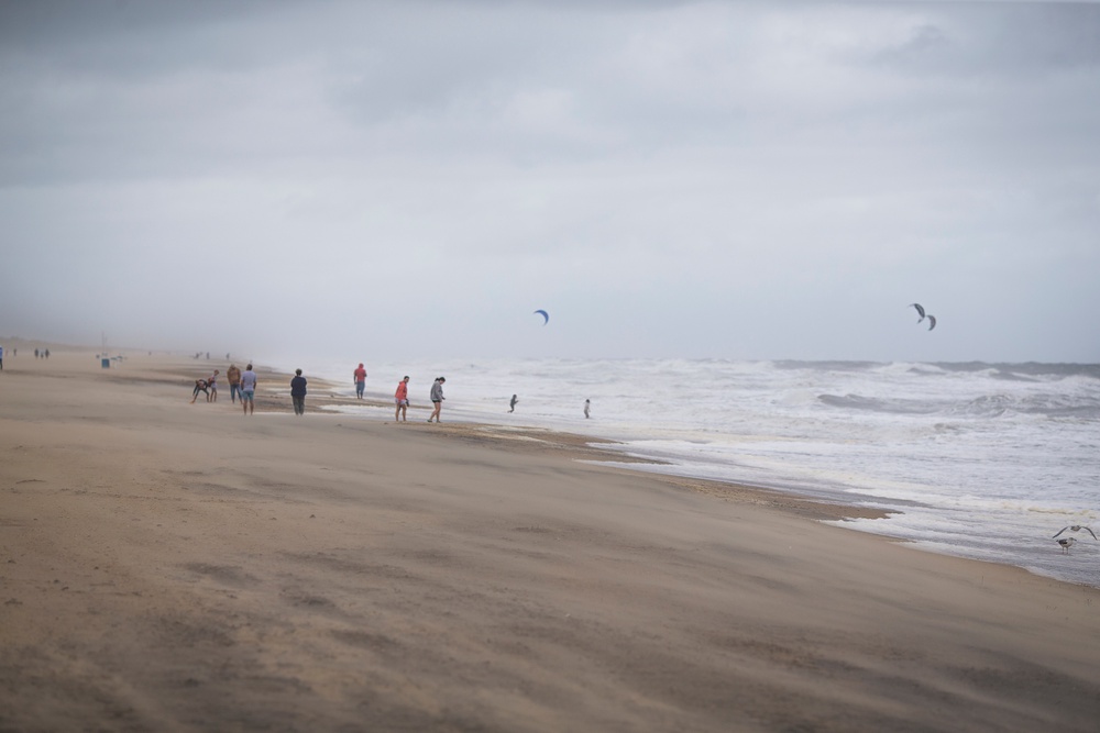 Mid Atlantic Coast Under Flood Warnings As Ophelia Weakens To Post Tropical Low And Moves North