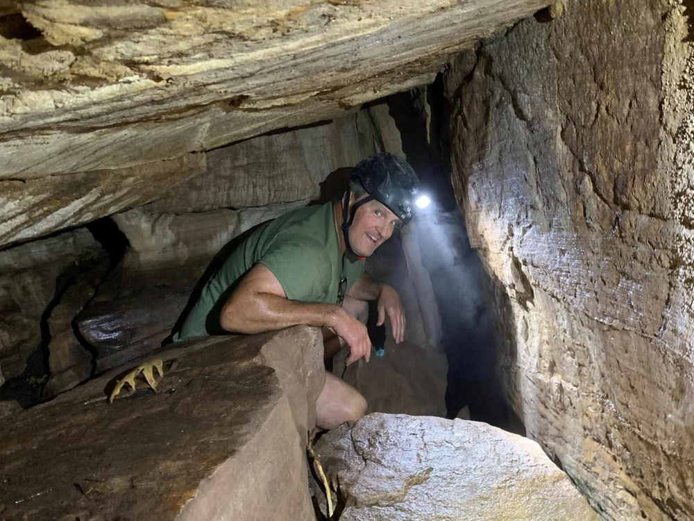 Recordbreaking cave diver dies during underwater expedition in Texas