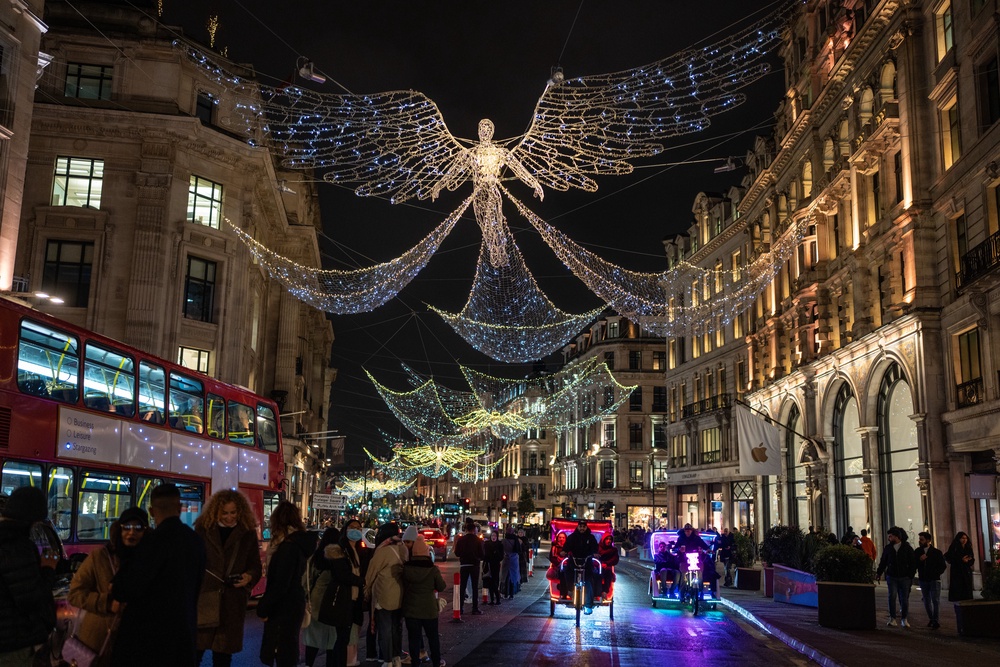 Christmas is cancelled as festive markets and lights switchons