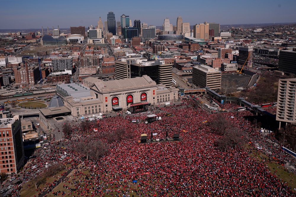 Multiple people shot at Kansas City Chiefs’ Super Bowl parade