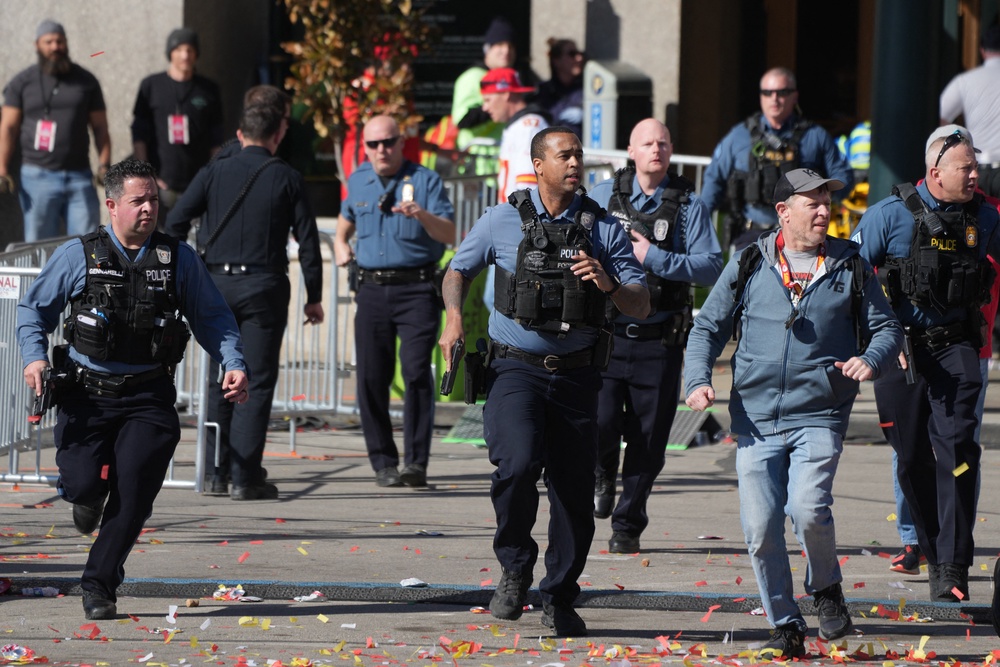 Kansas City parade shooting latest One dead and 21 people confirmed