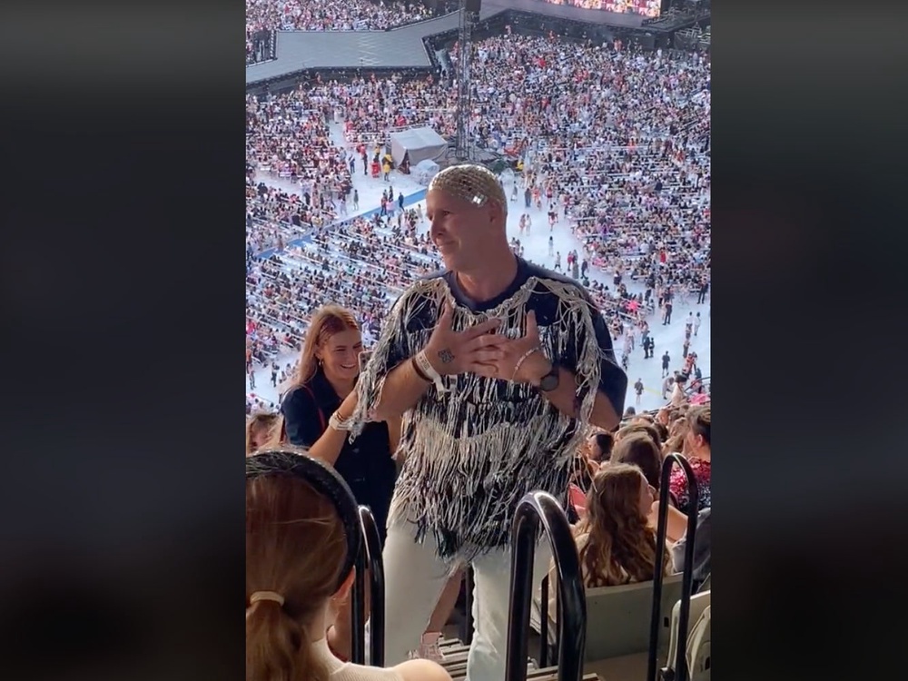 Taylor Swift fan’s dad dresses up as mirrorball for Australia Eras Tour