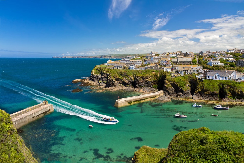 Port Isaac is famous for being the setting of ‘Doc Martin’ (Getty/iStock)