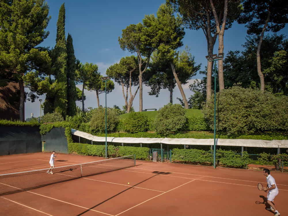 After burning calories on the clay courts, players can enjoy a three-Michelin star meal (Rome Cavalieri)