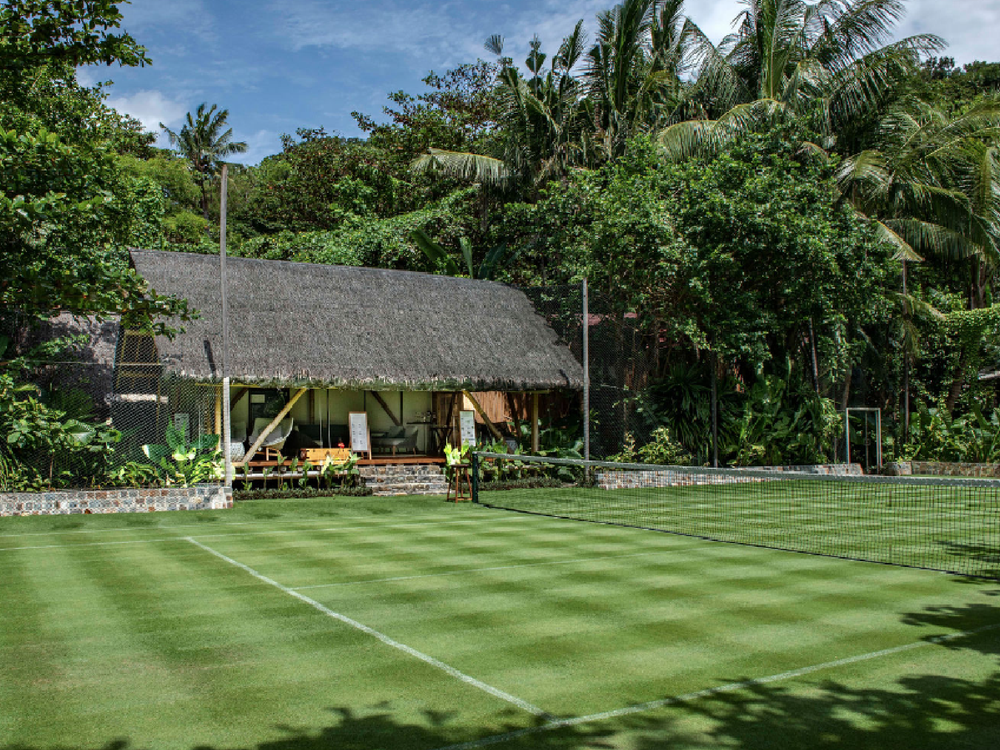 The Bawah courts are on an island idyll (Bawah Reserve)