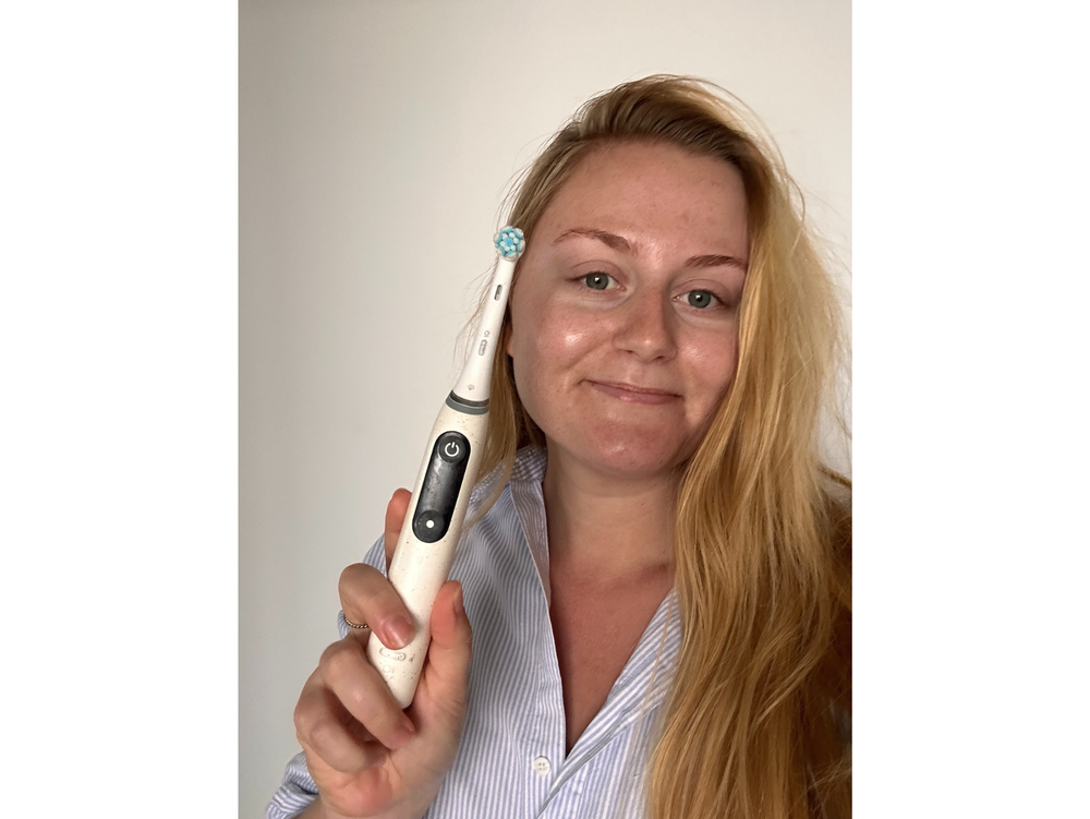 The iO9 gets to work on hard-to-reach areas (The Independent)