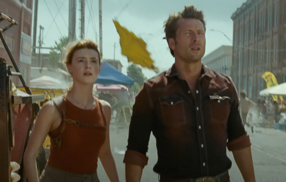 Daisy Edgar-Jones and Glen Powell in ‘Twisters’ (Warner Bros)