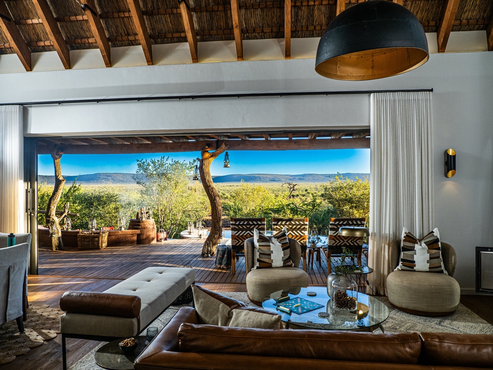 Make your way to Madikwe for a seriously swanky safari (Madikwe Safari Lodge)