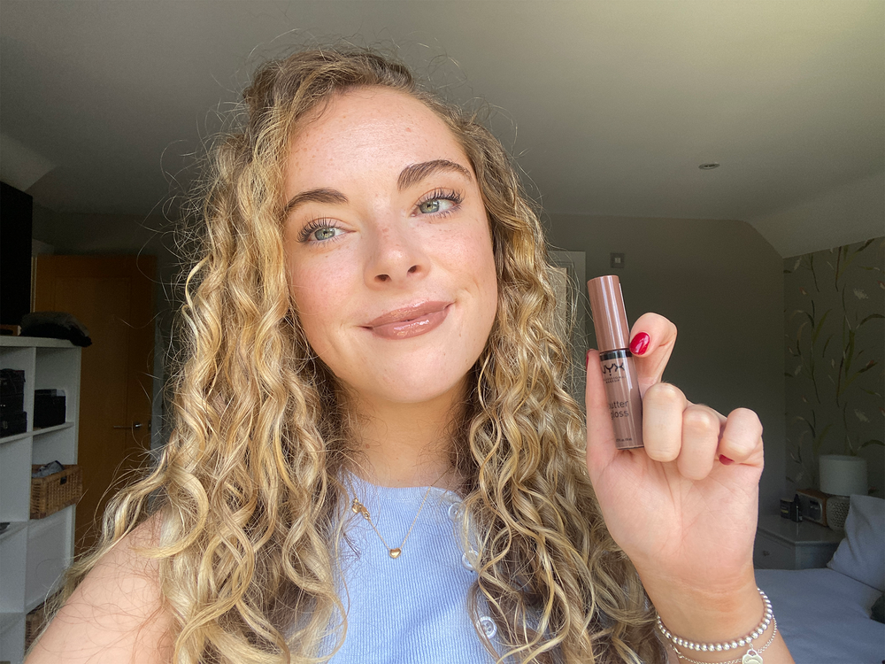 Image from: 9 best lip glosses that deliver shimmer, shine and hydration