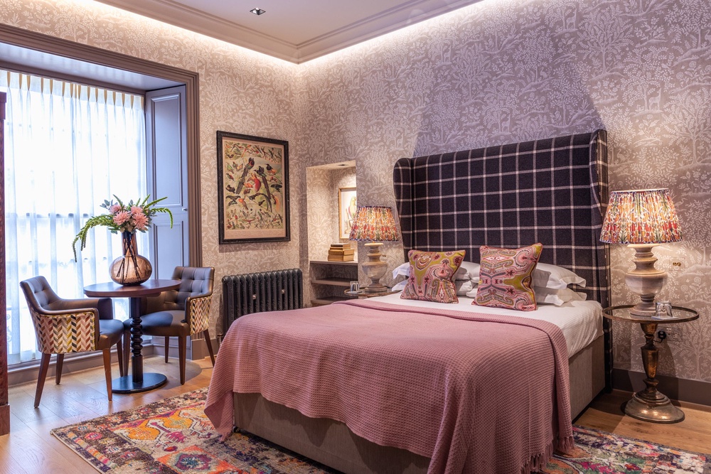 The Raeburn features decadent rooms (The Raeburn)