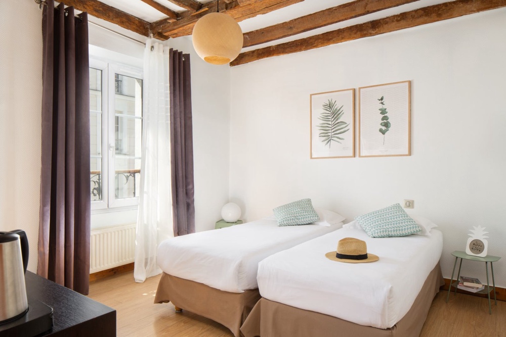 Le Village Montmartre has dorms, private rooms and women-only dorms (Le Village Montmartre)