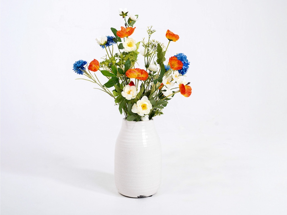 Image from: 9 best artificial flowers that look like the real deal