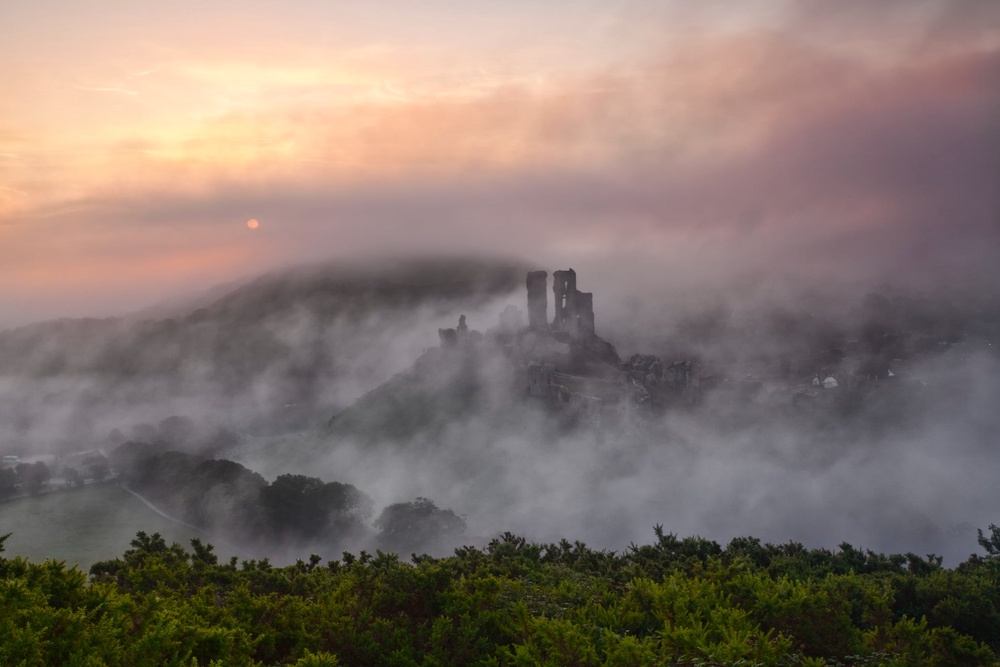 Try and catch a glimpse of the headless Lady Banks at Corfe Castle (Getty Images)