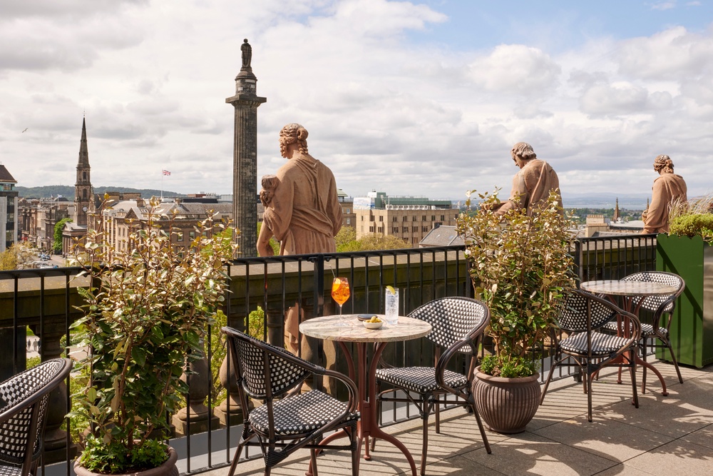 Georgian elegance meets modern indulgence at this sumptuous property (Gleneagles Townhouse)