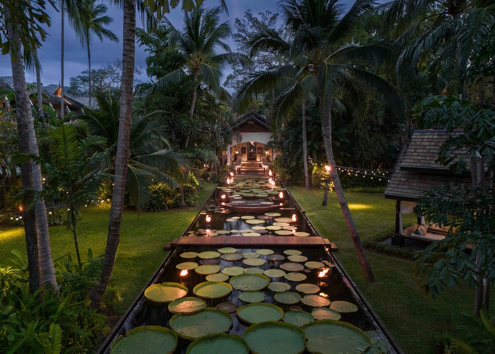 Elegant ponds at Anantara Bophut Koh Samui Resort (Anantara)