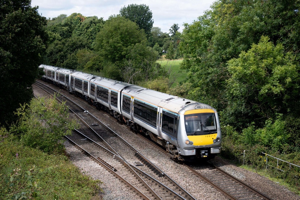 Image from: UK heatwave latest: Rare red extreme heat warning looms with rail alerts, schools shut and hosepipes banned