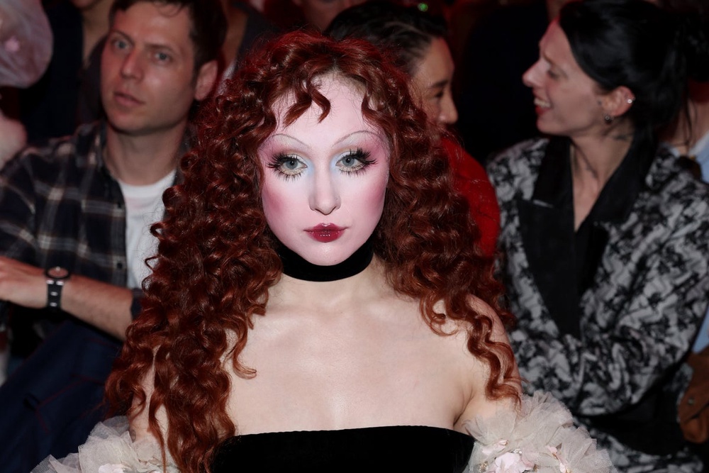 Chappell Roan says The Voice producer ‘did not even look up from his