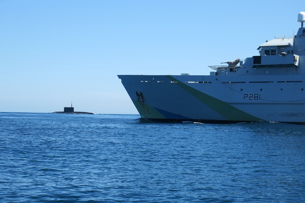 HMS Tyne was also tasked with monitoring the Neustrashimy (MoD/PA)