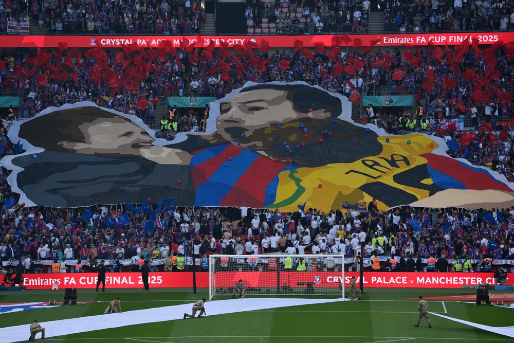 Image from: Crystal Palace vs Man City LIVE: Cherki steals show as Sage gives update on Mateta and Munoz
