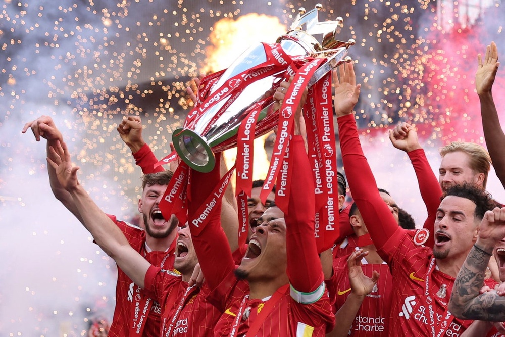 Image from: Transfer news live: Spurs near Eze breakthrough, Liverpool on brink of £25m switch, Man Utd and Arsenal update