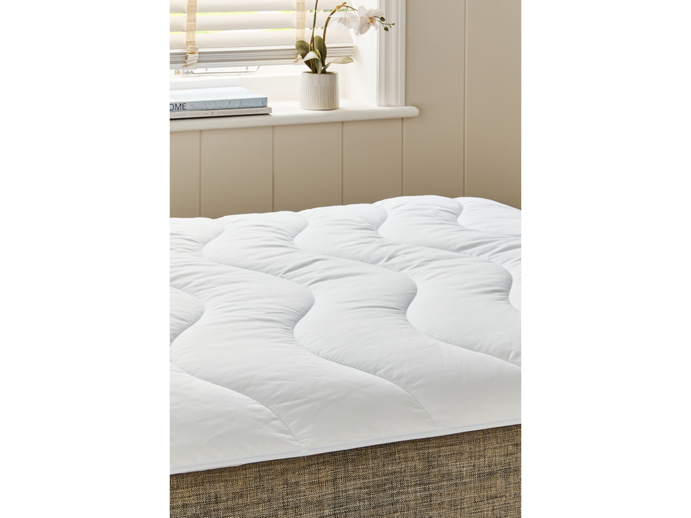 Image from: 9 best cooling mattress toppers, reviewed in a heatwave