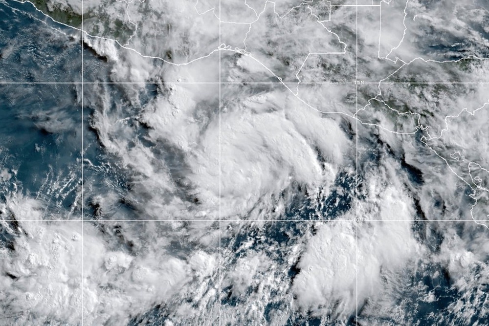 Tropical storm expected to become hurricane before hitting pacific coast