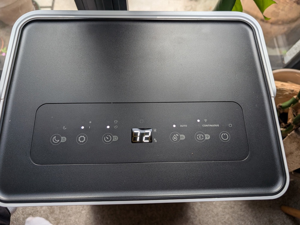 I loved the inclusion of a built-in carbon filter, which helps remove lingering household odours (Joanne Lewsley/The Independent)