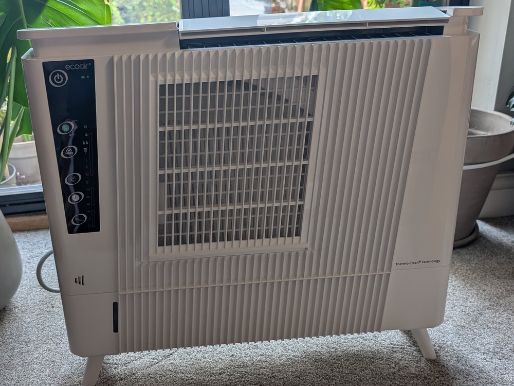 Although the 2.2l tank is on the smaller side, there’s a continuous drainage option with a 1.5m hose (Joanne Lewsley/The Independent)