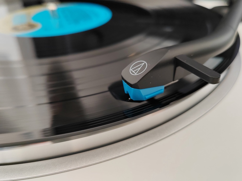 While the bass doesn’t dig especially deep, it feels punchy and present (Steve May/The Independent)