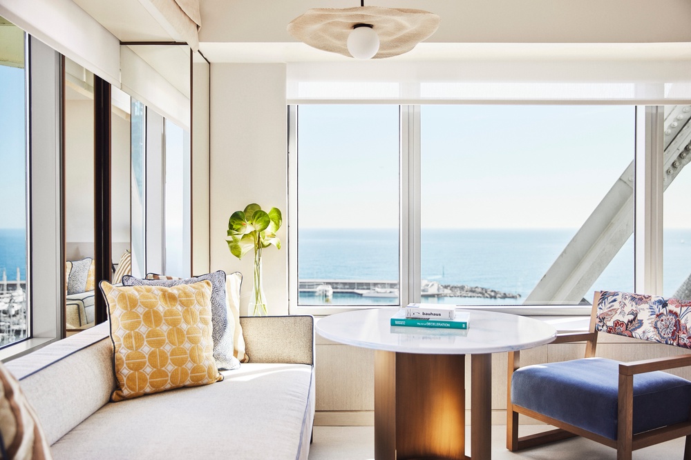 Hotels Arts Barcelona is home to a restaurant with two Michelin stars (Hotel Arts Barcelona)