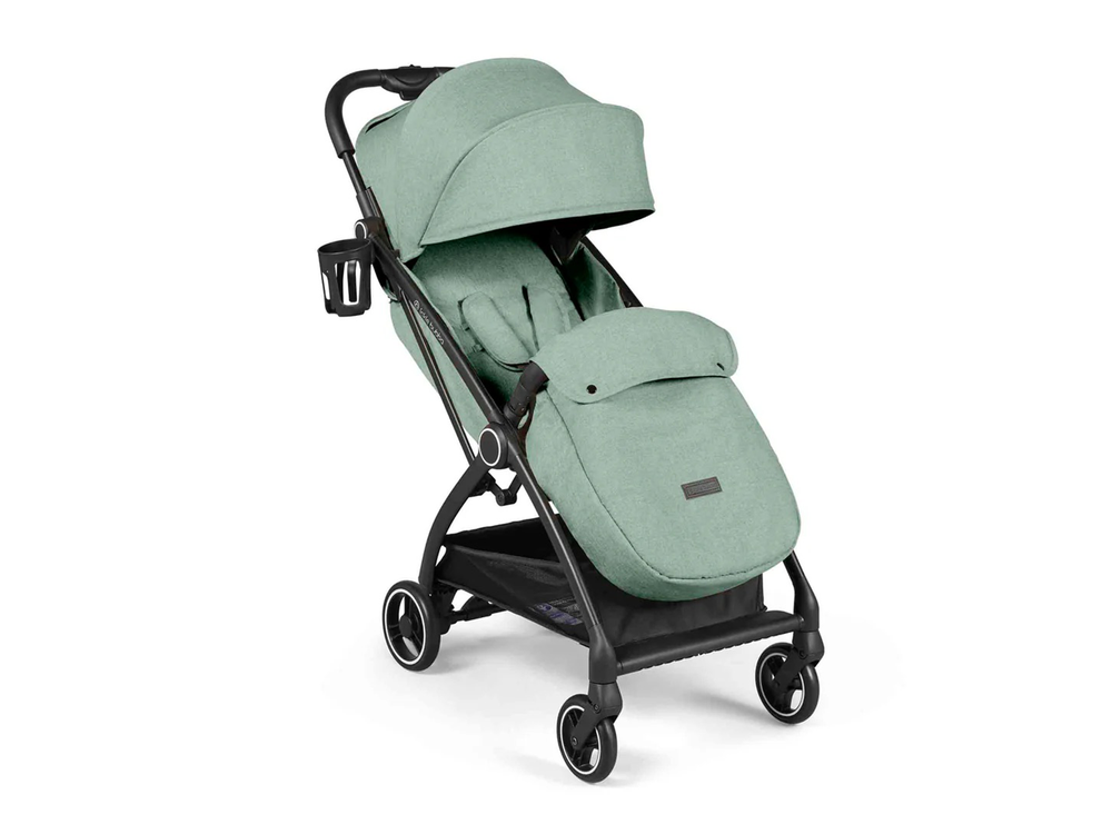 Image from: 15 best lightweight strollers for travel, tested by a parenting writer