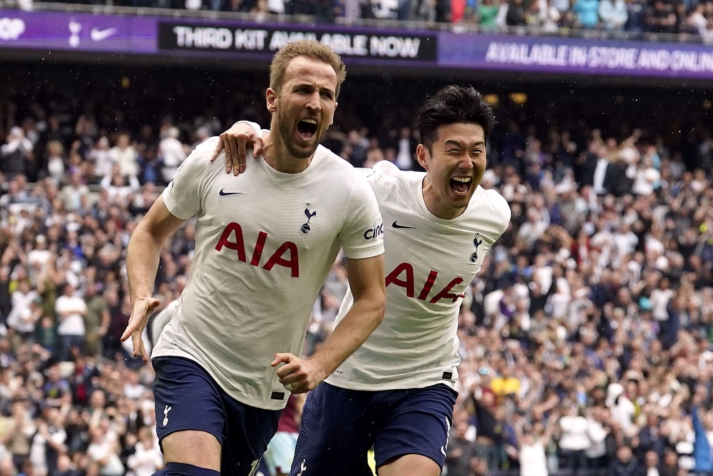 Harry Kane gave a shoutout to former club Tottenham (PA Archive)