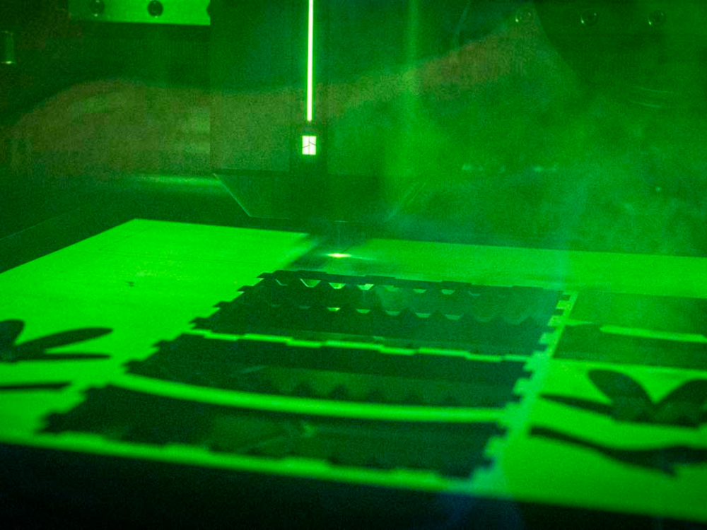 Could the cutter tool produce clean lines? (Alastair Jennings)