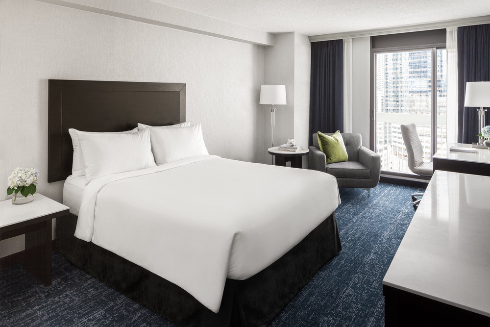 This 1,590 room stay is Canada’s largest hotel (Chelsea Hotel)