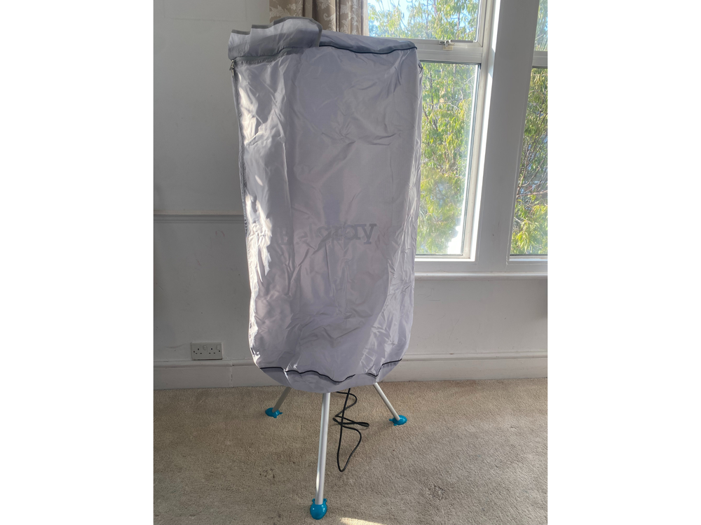 Beldray's pod dries fast and evenly but it can be noisy (Zoe Griffin)