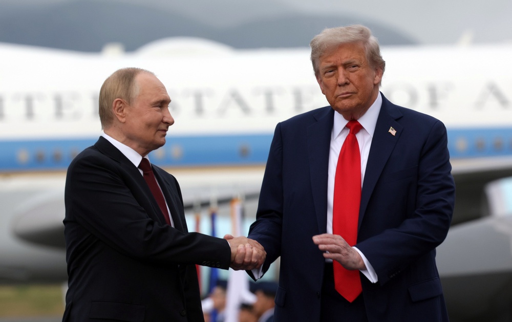 Donald Trump and Vladimir Putin at Joint Base Elmendorf-Richardson in Anchorage, Alaska, in August 2025 (Sputnik)