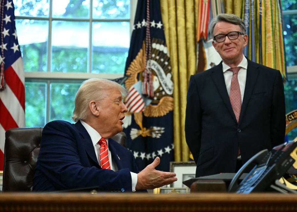 Lord Peter Mandelson pictured with Donald Trump (AFP/Getty)