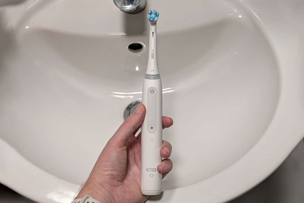 The Oral-B iO4 has (Steve Hogarty/The Independent)