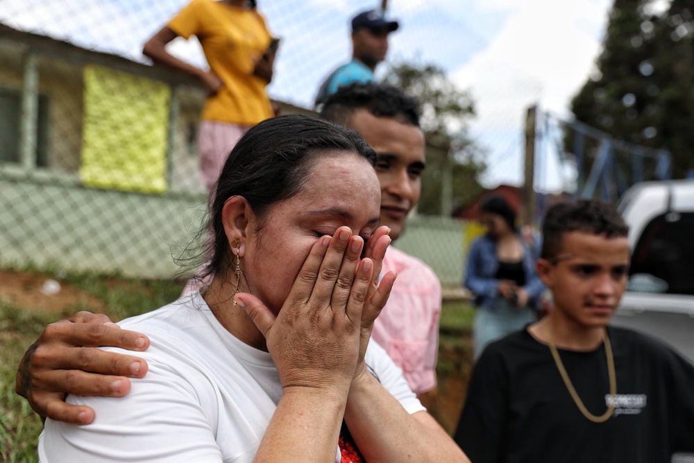 Cheers and tears as 23 rescued from collapsed mine