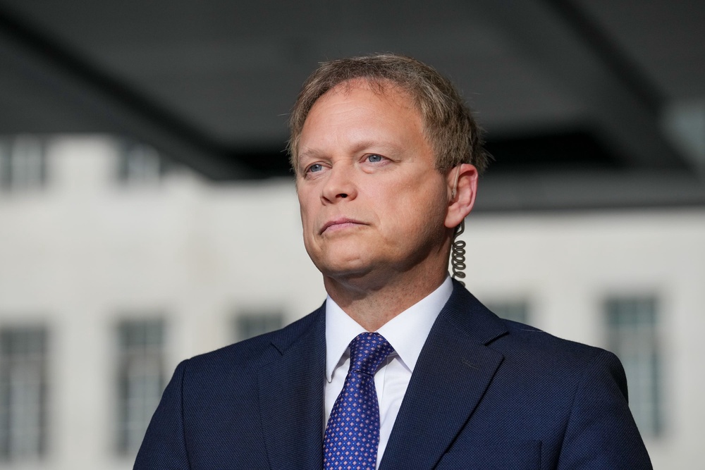 Sir Grant Shapps has sent a warning to the UK government over the planned cuts (PA) (PA Archive)