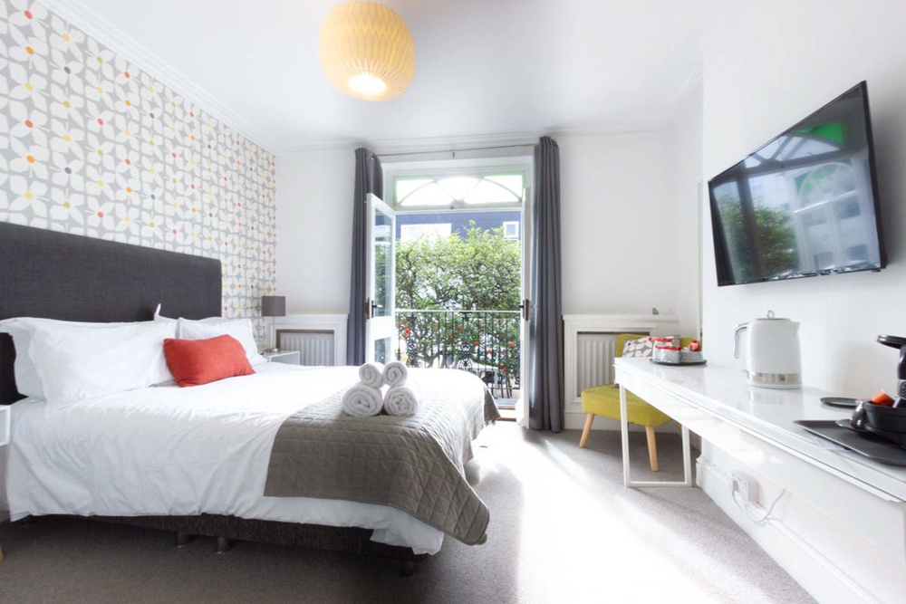 Base yourself at The White House for your next cultural adventure in Brighton (The White House)