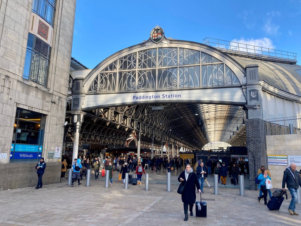 Paddington station has a download speed below 15Mbps (Getty/iStock)
