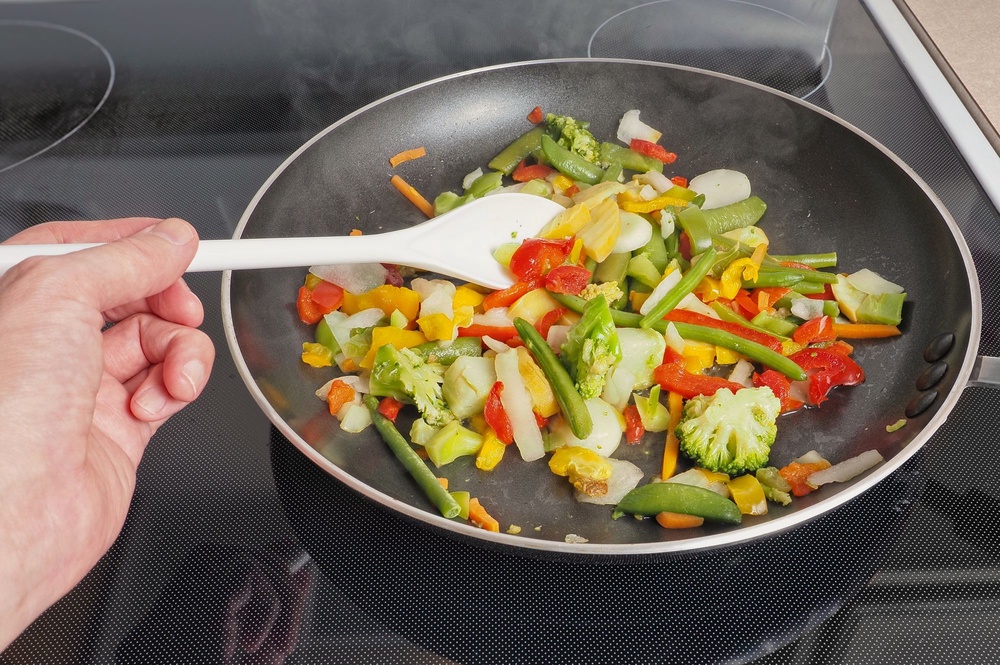 Non-stick saucepans which used PFAS were banned from sale in the UK in 2005 (Getty/iStock)