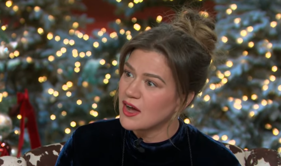 Kelly Clarkson suffered a wardrobe mishap during a recent Las Vegas show (NBC/The Kelly Clarkson Show)