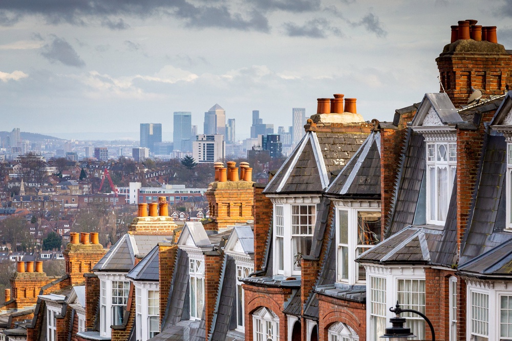 Housing charity Shelter has called on the government to build 90,000 social homes a year for a decade (Getty/iStock)