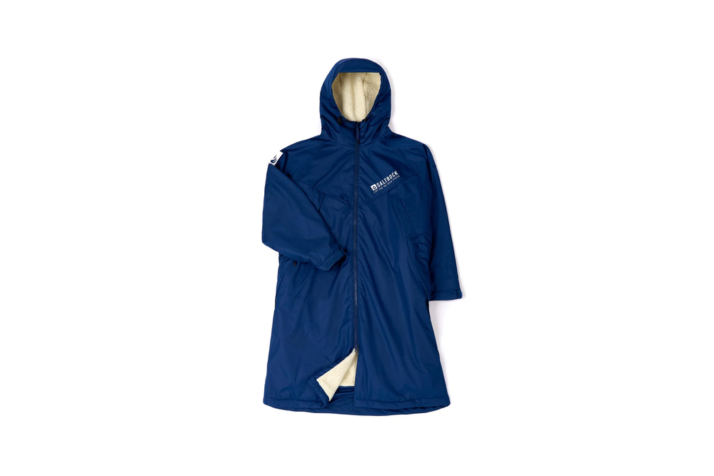 Image from: As an open water swimmer, these are the changing robes I use to dry off and warm up
