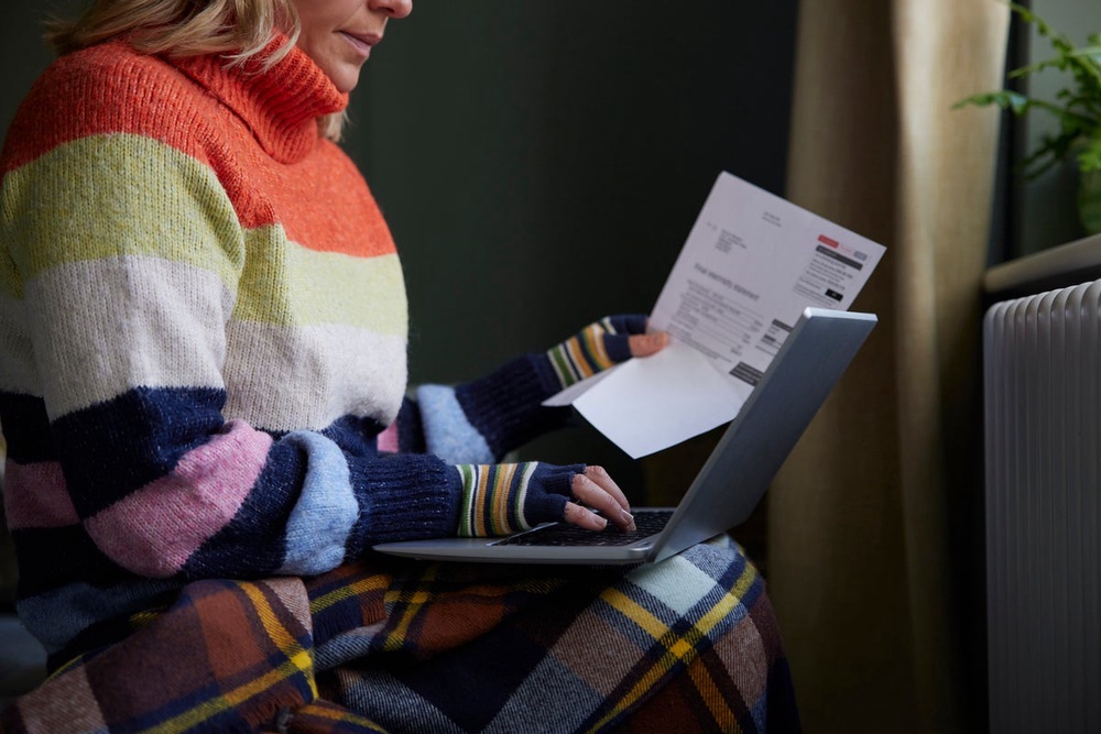 Cost of living crisis laid bare as almost half of Britons ‘have under £ ...